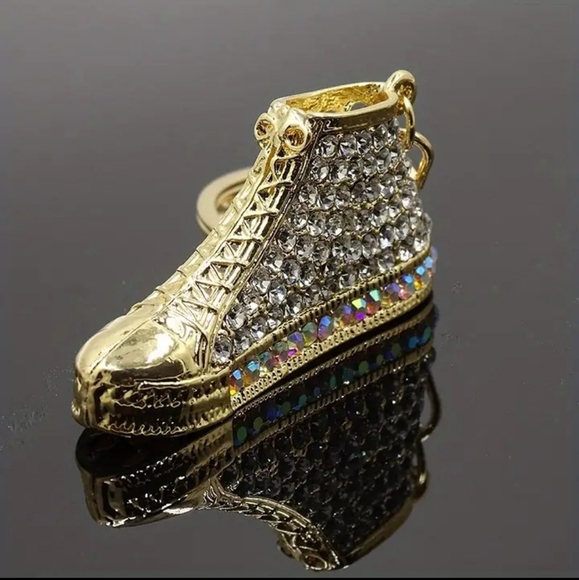 Golden High Top Tennis Shoe Keychain - Picture 4 of 4